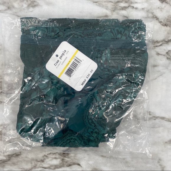 Free People NWT Intimately Dream of Me High Rise M - Picture 5 of 7